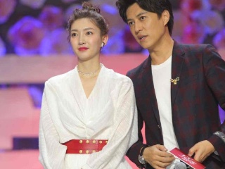 【球速体育集团】麦当娜18岁裸体写真下月被拍卖 三点尽露淡定从容(图3) 球速体育